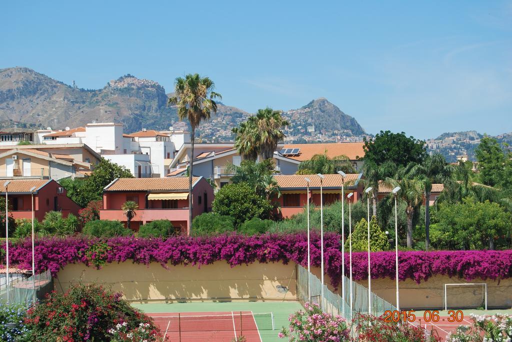 Hotel Baia Degli Dei Giardini-Naxos Zimmer foto