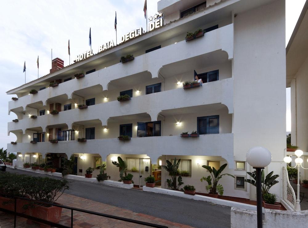 Hotel Baia Degli Dei Giardini-Naxos Exterior foto